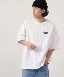 ルーズシルエット刺繍入り半袖Tシャツ