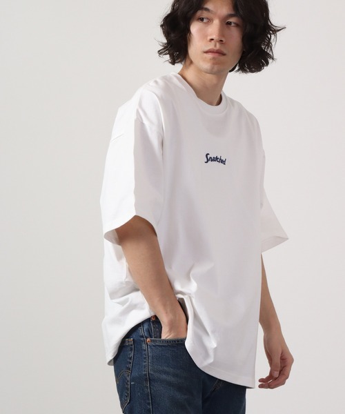 ATELANE(アテレーン)の「ルーズシルエット刺繍入り半袖Tシャツ(Tシャツ/カットソー・メンズ・ミント/ホワイト系その他2/ブラック系その他/ブルー/ブラック/アイボリー/ブラック系その他3/ホワイト系その他3/ホワイト/ホワイト系その他/テラコッタ/ブラック系その他2・M/L)」の20枚目の写真