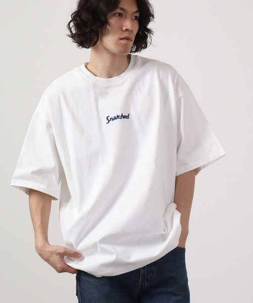 ATELANE(アテレーン)の「ルーズシルエット刺繍入り半袖Tシャツ(Tシャツ/カットソー・メンズ・ミント/ホワイト系その他2/ブラック系その他/ブルー/ブラック/アイボリー/ブラック系その他3/ホワイト系その他3/ホワイト/ホワイト系その他/テラコッタ/ブラック系その他2・M/L)」の17枚目の写真