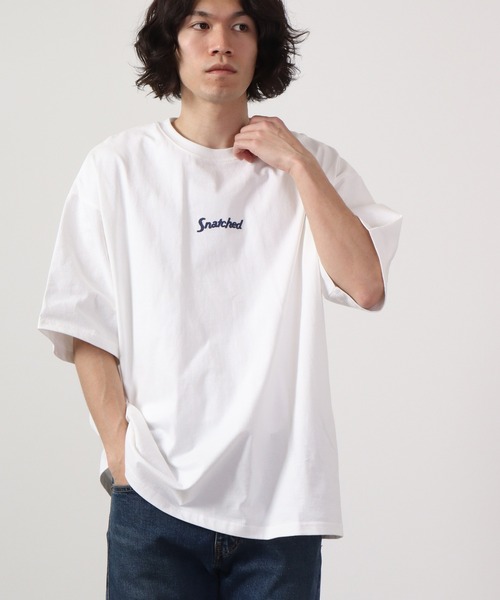 ATELANE(アテレーン)の「ルーズシルエット刺繍入り半袖Tシャツ(Tシャツ/カットソー・メンズ・ミント/ホワイト系その他2/ブラック系その他/ブルー/ブラック/アイボリー/ブラック系その他3/ホワイト系その他3/ホワイト/ホワイト系その他/テラコッタ/ブラック系その他2・M/L)」の19枚目の写真