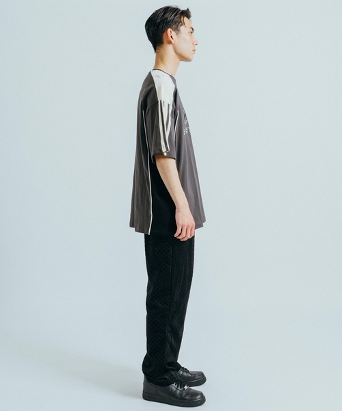 Ressaca(レサーカ)の「オーバーサイズ ロゴプリント 配色切り替え サイドライン 半袖Tシャツ(Tシャツ/カットソー・メンズ・レッド/チャコールグレー・M/L/XL)」の14枚目の写真