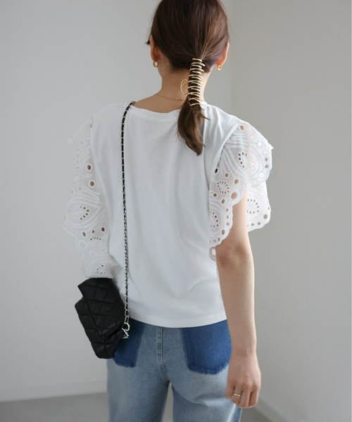 ap retro(アプレトロ)の「ショルダーレースデザインカットソー(Tシャツ/カットソー・レディース・オフホワイト/ブラック・FREE)」の22枚目の写真