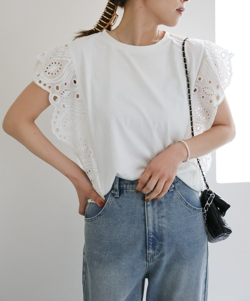 ap retro(アプレトロ)の「ショルダーレースデザインカットソー(Tシャツ/カットソー・レディース・オフホワイト/ブラック・FREE)」の4枚目の写真