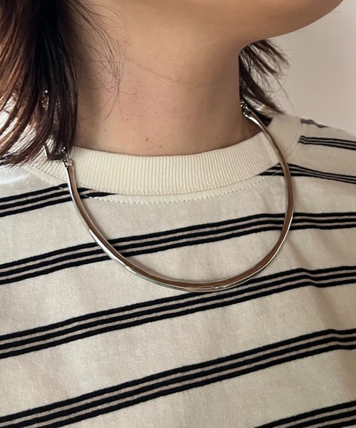 LOWRYS FARM（ローリーズファーム）の「ハーフデザインネックレス　963161（ネックレス・レディース・シルバー/ゴールド・FREE）」の2枚目の写真