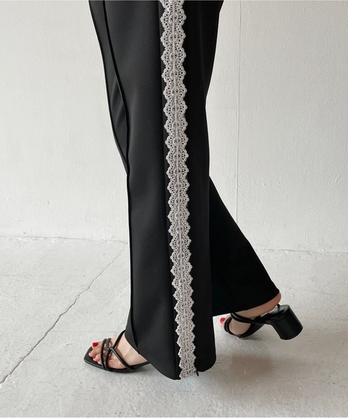 LOWRYS FARM（ローリーズファーム）の「サイドラインＺＩＰパンツ　961285（その他パンツ・レディース・ブラック/アイボリー/ブラック系その他・FREE）」の3枚目の写真