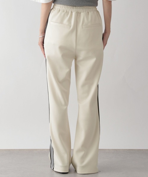 LOWRYS FARM（ローリーズファーム）の「サイドラインＺＩＰパンツ　961285（その他パンツ・レディース・ブラック/アイボリー/ブラック系その他・FREE）」の14枚目の写真