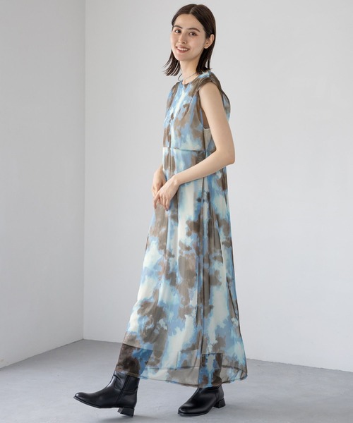 ハグオーワー＊カラムカリプリント＊ボヘミアンワンピース＊美品＊2024＊サイズ2 LEPSIM（レプシィム）の「ぼかし柄シアーノースリワンピース