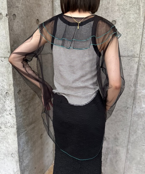 mi via loca（ミヴィアロカ）の「シアー配色ステッチチュールフリルブラウス（シャツ/ブラウス・レディース・グレー/ブラック/ブルーグリーン/オフホワイト・FREE）」の14枚目の写真