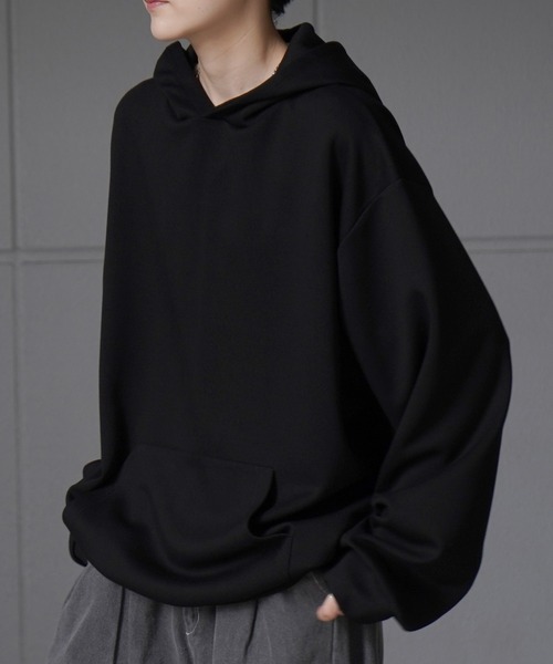 Confirm（コンファーム）の「ドレープとろみ ビッグシルエット ダンボールニット プルオーバーパーカー フーディー【Confirm】（パーカー・メンズ・ホワイト/ミント/ブラック/チャコールグレー・L/M）」の3枚目の写真