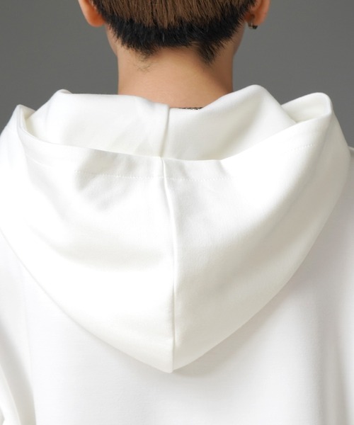 Confirm（コンファーム）の「ドレープとろみ ビッグシルエット ダンボールニット プルオーバーパーカー フーディー【Confirm】（パーカー・メンズ・ホワイト/ミント/ブラック/チャコールグレー・L/M）」の10枚目の写真