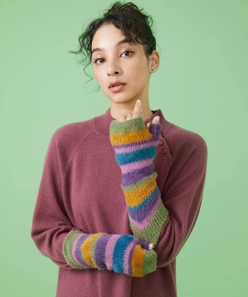 Jocomomola（ホコモモラ）の「フェイクファーアームウォーマー（手袋・レディース・グリーン/パープル・40）」の10枚目の写真