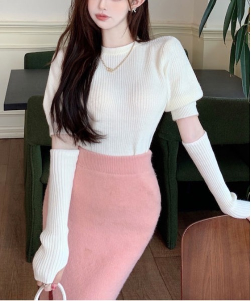 ibeul_（イベール）の「アームウォーマー付きニットトップス（ニット/セーター・レディース・ホワイト/ブラック/レッド・FREE）」の11枚目の写真