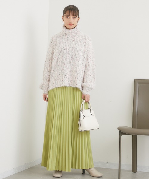 ROSIEE（ロージー）の「ROSIEE シャギーオフタートル（ニット/セーター・レディース・チャコールグレー/ホワイト・FREE）」の10枚目の写真