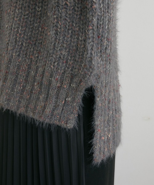 ROSIEE（ロージー）の「ROSIEE シャギーオフタートル（ニット/セーター・レディース・チャコールグレー/ホワイト・FREE）」の9枚目の写真