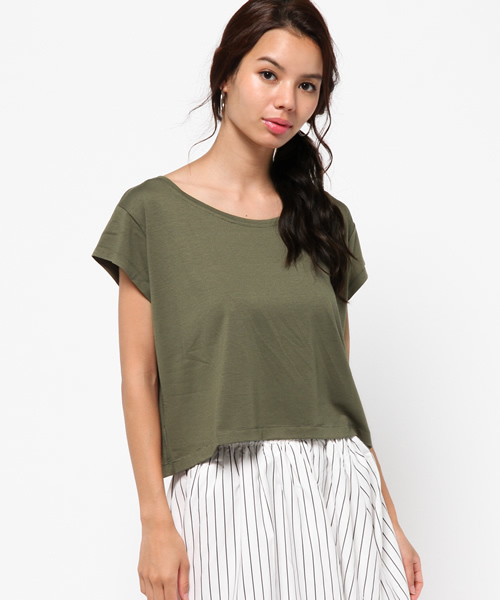 AZUL by moussy（アズールバイマウジー）の「TR天竺クロプド半袖PO（Tシャツ/カットソー・レディース・ブラック/ダークカーキ/オフホワイト/キャメル/ブラック系その他・SMALL/LARGE/X-LARGE/MEDIUM）」の16枚目の写真