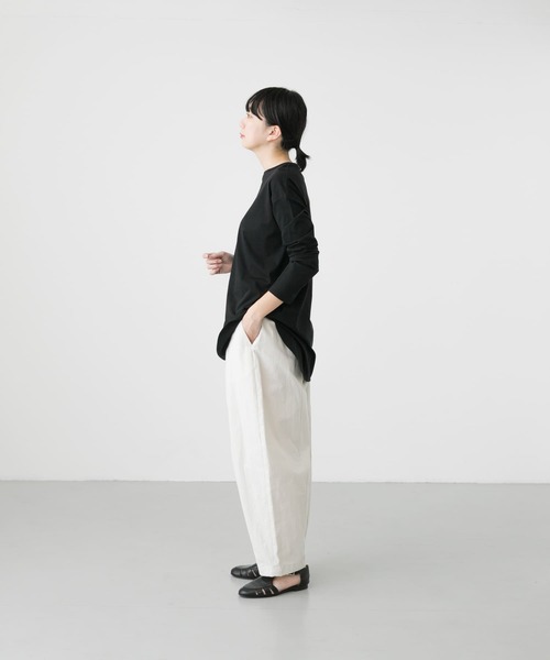 かぐれ(カグレ)の「オーガニックコットンラウンドカットソー(Tシャツ/カットソー・レディース・ブラック/オフホワイト・FREE)」の9枚目の写真