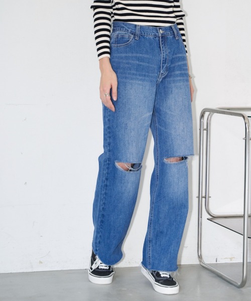 Auntie Rosa Holiday（アンティローザホリデー）の「スリットダメージストレートデニム / サイズ展開あり（デニムパンツ・レディース・ブルー/ライトブルー・X-SMALL/SMALL/MEDIUM）」の11枚目の写真