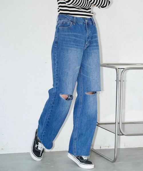 Auntie Rosa Holiday（アンティローザホリデー）の「スリットダメージストレートデニム / サイズ展開あり（デニムパンツ・レディース・ブルー/ライトブルー・X-SMALL/SMALL/MEDIUM）」の12枚目の写真