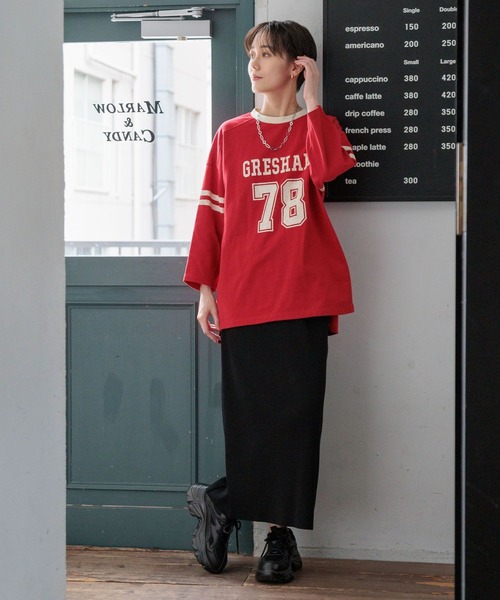 LOWRYS FARM（ローリーズファーム）の「ナンバリングTシャツ 107459（Tシャツ/カットソー・レディース・レッド/チャコールグレー/アイボリー・FREE）」の8枚目の写真