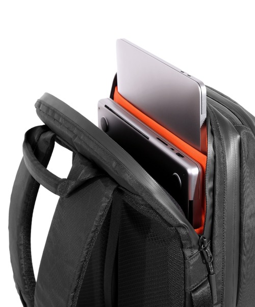 Aer(エアー)の「Aer(エアー)Tech Pack 3 X-Pac AER-39015 正規商品(バックパック/リュック・メンズ・ブラック・F)」の11枚目の写真