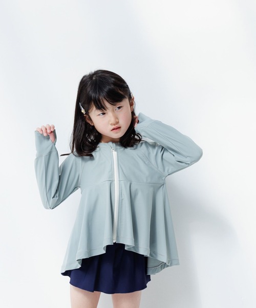 LOWRYS FARM（ローリーズファーム）の「ラッシュガードG　 105955（水着・キッズ・グリーン/チャコールグレー/ピンク・110cm/120cm/130cm/140cm/150cm）」の2枚目の写真