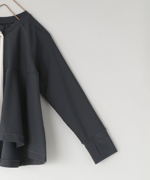 LOWRYS FARM（ローリーズファーム）の「ラッシュガードG　 105955（水着・キッズ・グリーン/チャコールグレー/ピンク・110cm/120cm/130cm/140cm/150cm）」の5枚目の写真