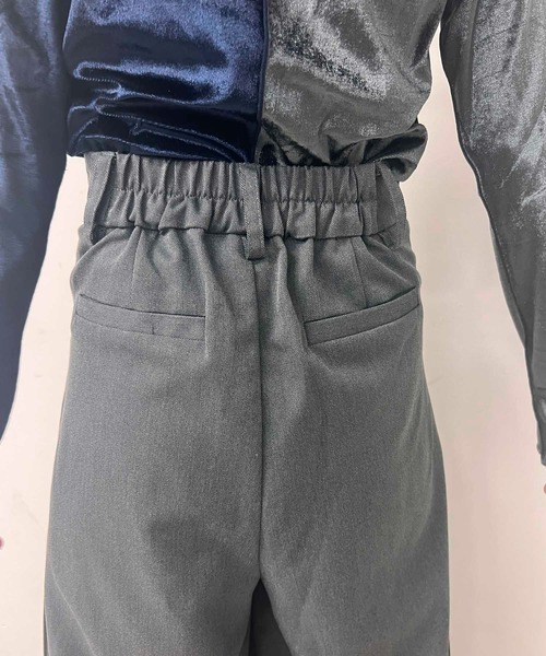 byYOUANCE（バイユアンス）の「ポケット切り替えタックスラックスパンツ（スラックス・レディース・ブラック/グレー・SMALL/MEDIUM）」の14枚目の写真