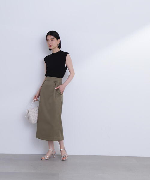 N.（N. Natural Beauty Basic）（エヌエヌナチュラルビューティーベーシック）の「◆総針ボトルネックノースリーブニット（Tシャツ/カットソー・レディース・ブルー/ブラック/オフホワイト/オレンジ・MEDIUM）」の14枚目の写真