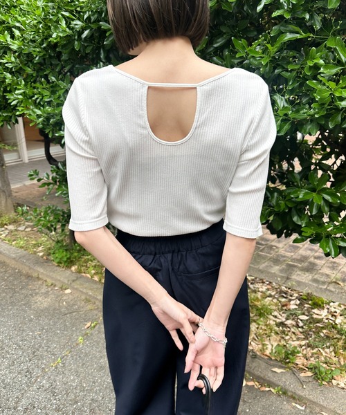 select MOCA(セレクトモカ)の「テレコバックオープントップス(Tシャツ/カットソー・レディース・オフホワイト/ブルー/ブラック・FREE)」の19枚目の写真