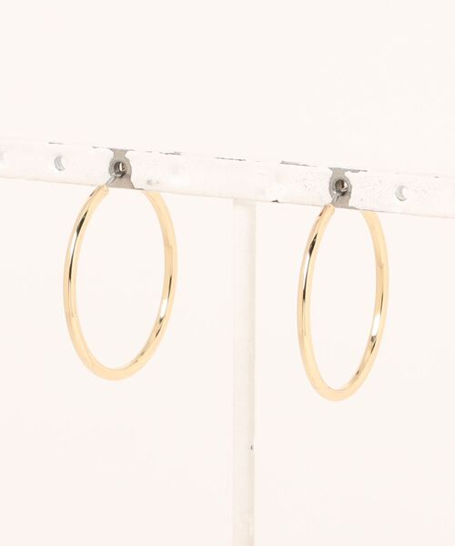 AMERICAN HOLIC(アメリカンホリック)の「ミニマルフープピアス(ピアス(両耳用)・レディース・シルバー/ゴールド・FREE)」の7枚目の写真