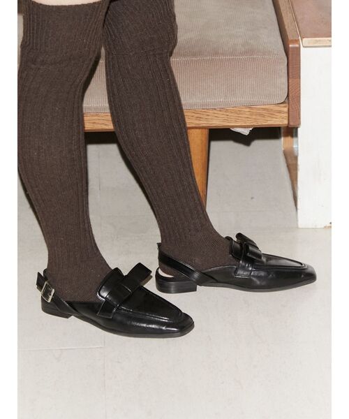 merry jenny(メリージェニー)の「リボンベルトシューズ(ローファー・レディース・ボルドー/ブラック/アイボリー・MEDIUM/LARGE)」の17枚目の写真