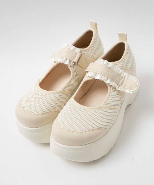 WEGO（ウィゴー）の「WEGO/フリルベルクロシューズ（ドレスシューズ・レディース・アイボリー/ブラック・LARGE/MEDIUM）」の11枚目の写真