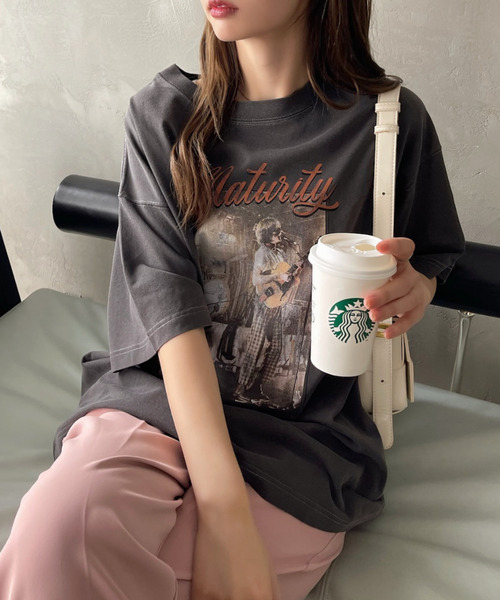 Ada.(エイダ)の「バンドプリント ヴィンテージライク ピグメント Tシャツ(Tシャツ/カットソー・レディース・チャコール/オートミール/アイボリー/ネイビー・FREE)」の14枚目の写真