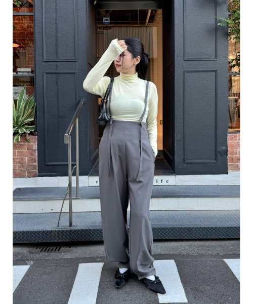 titivate(ティティベイト)の「サス付ジョガーパンツ(その他パンツ・レディース・グレイッシュベージュ/グレー/ブラック・S/M/XS)」の18枚目の写真