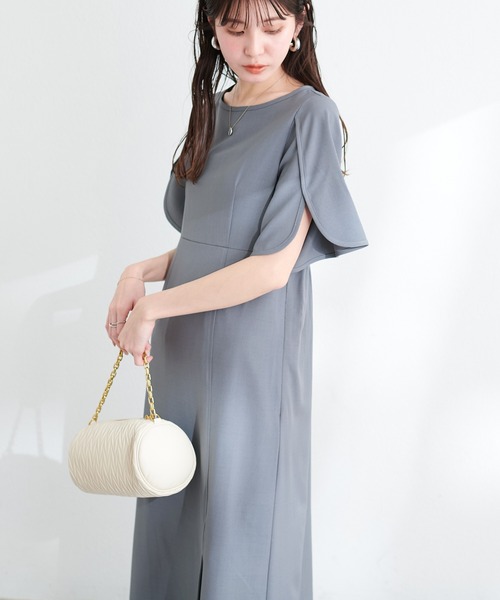 natural couture(ナチュラルクチュール)の「【WEB限定】osonoハチワレスリーブスリットワンピース(ワンピース・レディース・ブルー系その他/イエロー/ブラック/アイボリー・LARGE/MEDIUM)」の21枚目の写真
