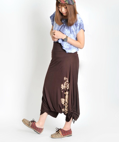セール】ロータス柄 サルエルパンツ（その他パンツ）｜MARAI
