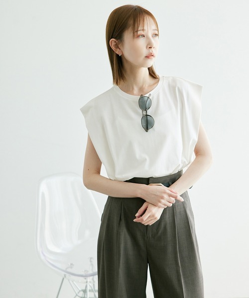 ROPE' PICNIC(ロペピクニック)の「スーピマノースリーブタックプルオーバー/汗染み防止・冷感(Tシャツ/カットソー・レディース・オフホワイト/ブラック/ベージュ・38)」の12枚目の写真