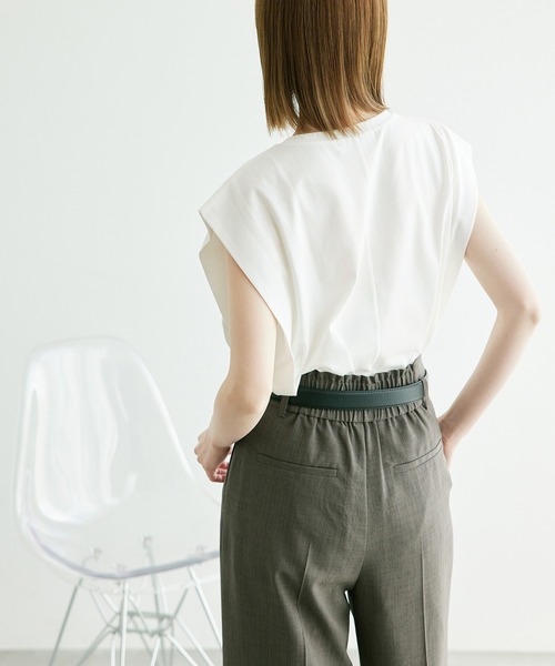 ROPE' PICNIC(ロペピクニック)の「スーピマノースリーブタックプルオーバー/汗染み防止・冷感(Tシャツ/カットソー・レディース・オフホワイト/ブラック/ベージュ・38)」の16枚目の写真