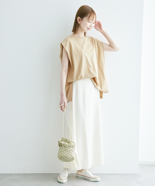 ROPE' PICNIC(ロペピクニック)の「スーピマノースリーブタックプルオーバー/汗染み防止・冷感(Tシャツ/カットソー・レディース・オフホワイト/ブラック/ベージュ・38)」の17枚目の写真