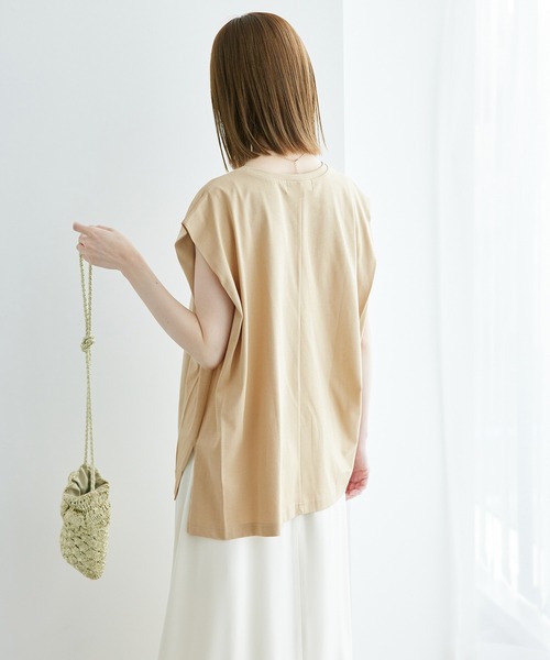 ROPE' PICNIC(ロペピクニック)の「スーピマノースリーブタックプルオーバー/汗染み防止・冷感(Tシャツ/カットソー・レディース・オフホワイト/ブラック/ベージュ・38)」の21枚目の写真