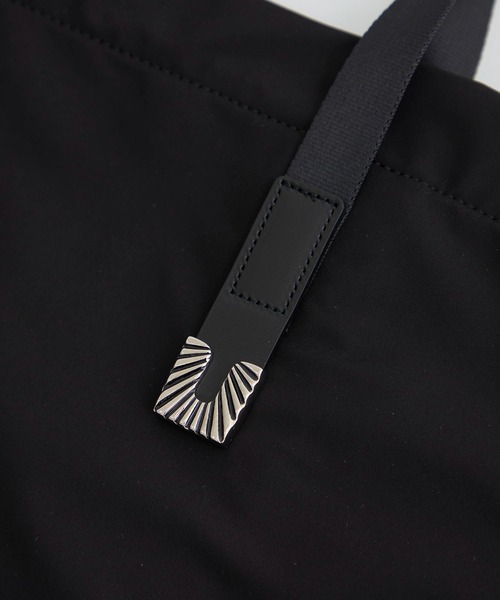 TOGA（トーガ）の「【TOGA TOO/トーガトゥ】Square tip tote bag/トートバッグ（トートバッグ・レディース・ブラック/カーキ・FREE）」の13枚目の写真