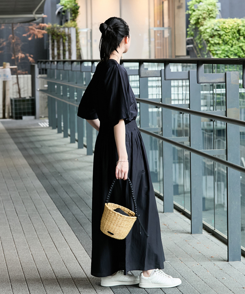 IENA(イエナ)の「コットンシルク ピンタック フレア ワンピース(ワンピース・レディース・ベージュ/レッド/ブラック・36/38)」の16枚目の写真