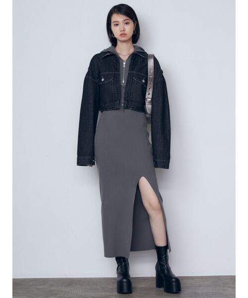 EMODA（エモダ）の「クロップドデニムブルゾン（デニムジャケット・レディース・ブラック/インディゴブルー/グレー・FREE）」の6枚目の写真