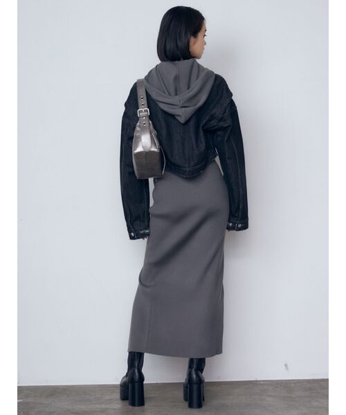 EMODA（エモダ）の「クロップドデニムブルゾン（デニムジャケット・レディース・ブラック/インディゴブルー/グレー・FREE）」の9枚目の写真