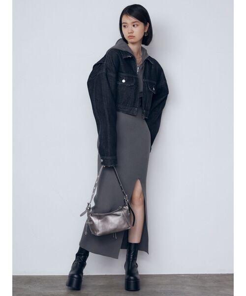 EMODA（エモダ）の「クロップドデニムブルゾン（デニムジャケット・レディース・ブラック/インディゴブルー/グレー・FREE）」の21枚目の写真