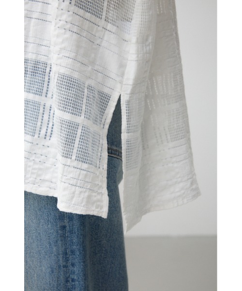 AZUL by moussy（アズールバイマウジー）の「シアースキッパーブラウス（シャツ/ブラウス・レディース・オフホワイト/レッド/ブラック・FREE）」の15枚目の写真