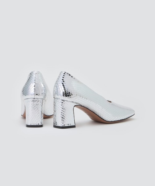PELLICO(ペリーコ)の「PALA パンプス 6.5cm SILVER(パンプス・レディース・シルバー・35.5/37.5/36.5/37/36/35/38)」の4枚目の写真