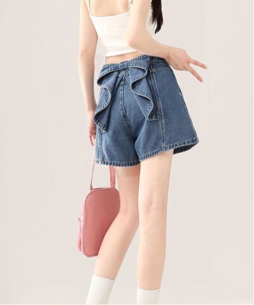 gossip!ロサンゼルス(ゴシップロサンゼルス)の「バックリボンデザイン ハイウエスト デニムショ-トパンツ「韓国ファッションガーリー定番」(デニムパンツ・レディース・ブルー・S/M/XS/L/XL)」の7枚目の写真