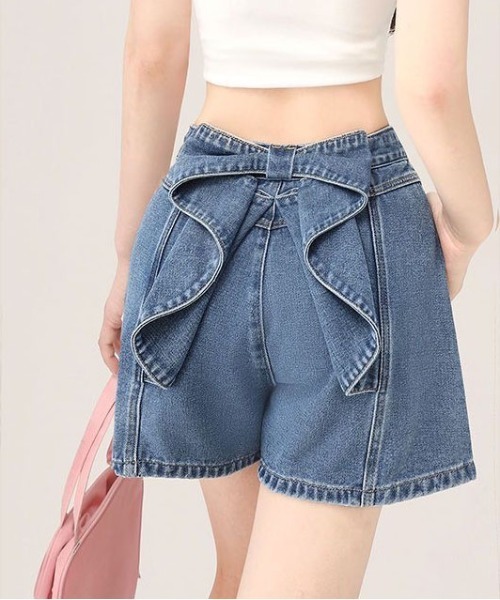 gossip!ロサンゼルス(ゴシップロサンゼルス)の「バックリボンデザイン ハイウエスト デニムショ-トパンツ「韓国ファッションガーリー定番」(デニムパンツ・レディース・ブルー・S/M/XS/L/XL)」の16枚目の写真