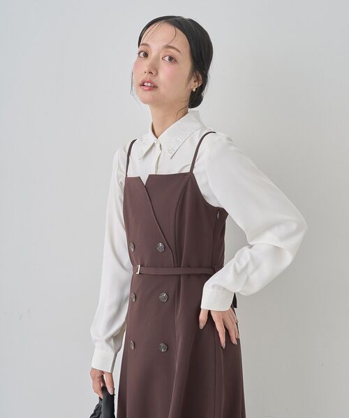 earth music&ecology(アースミュージックアンドエコロジー)の「トレンチ風キャミワンピース(ワンピース・レディース・ベージュ/ダークグレー/チョコ・M/S)」の17枚目の写真